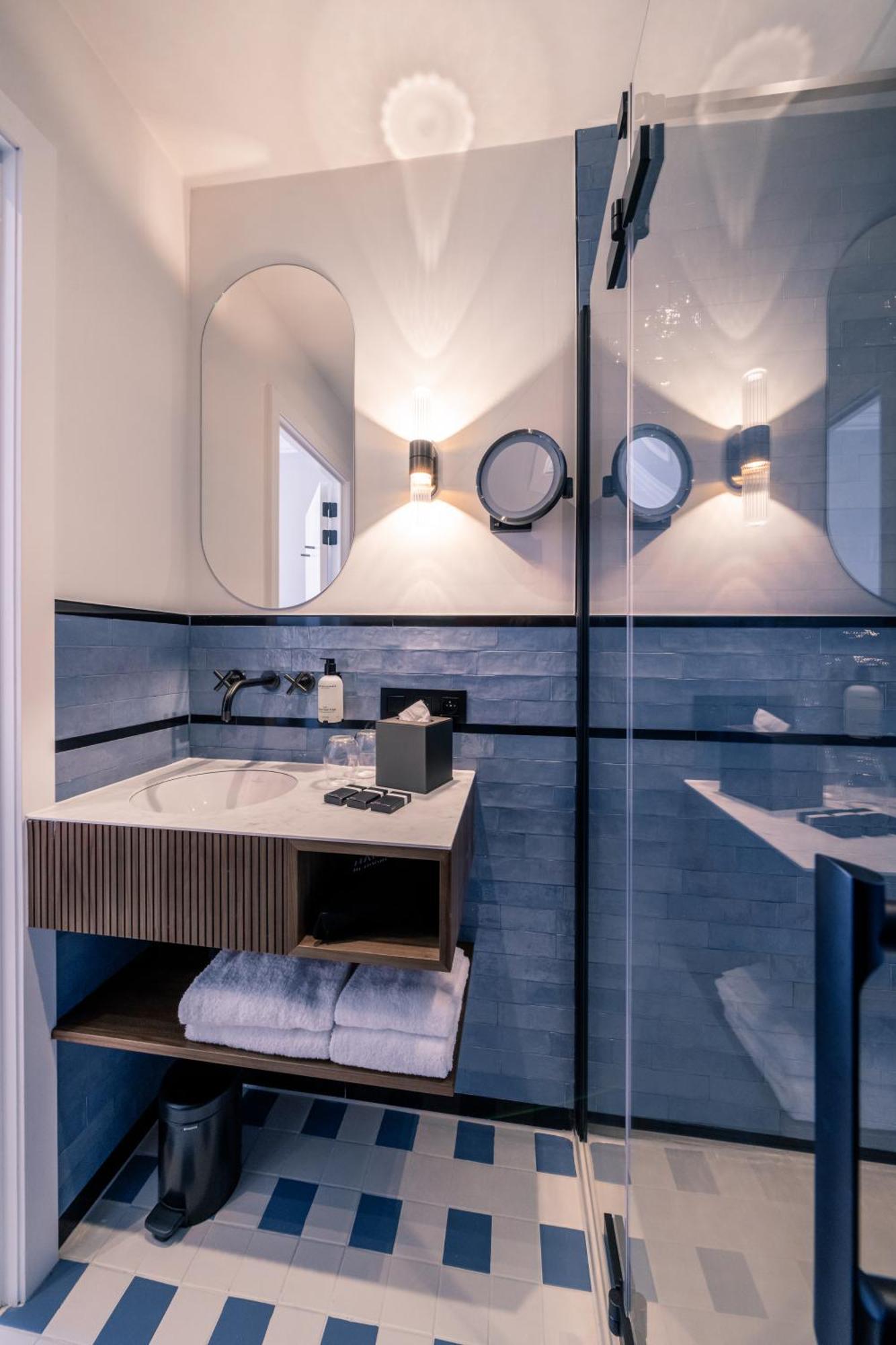 Du Parc Hotel 4*